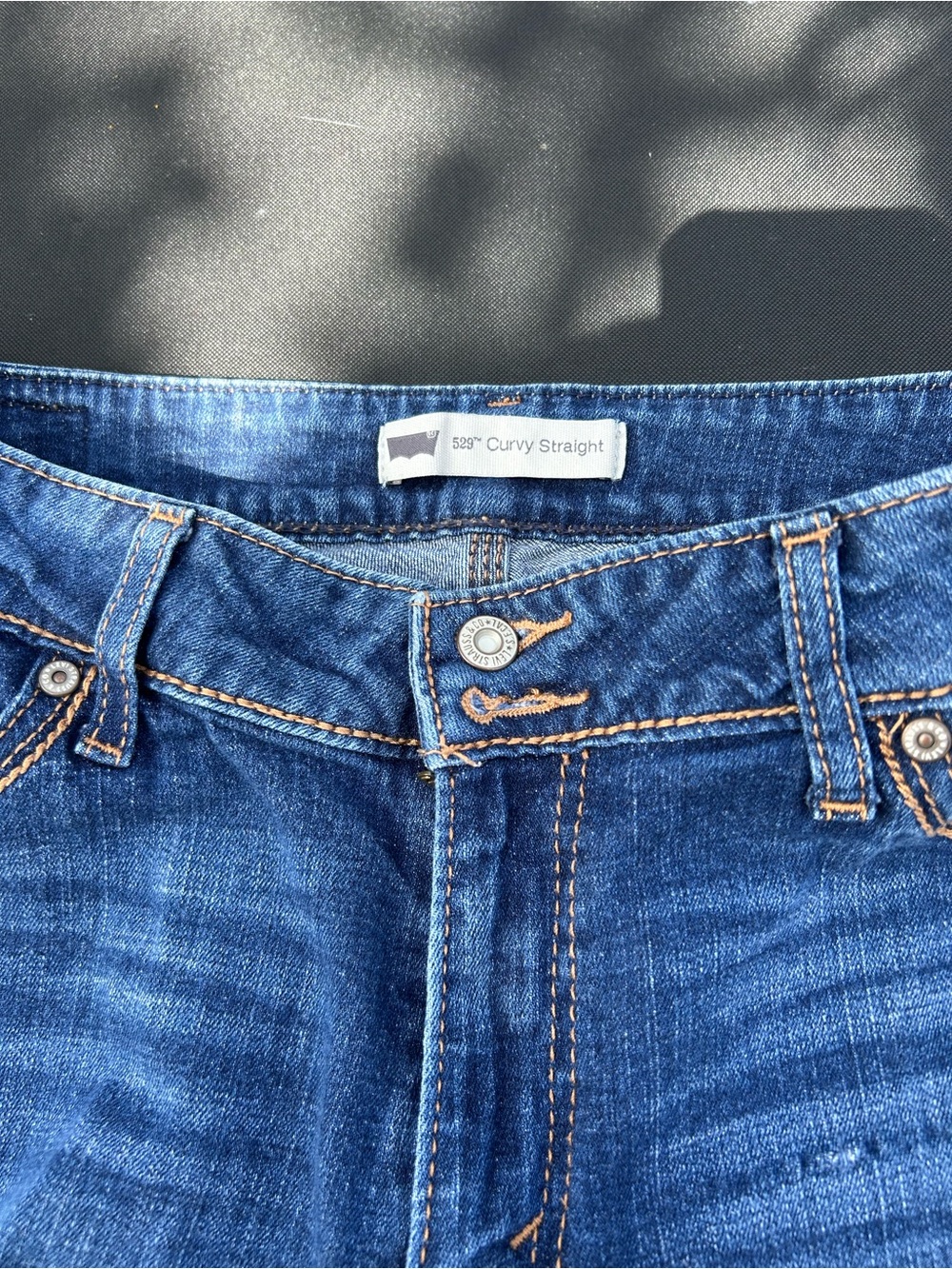 Levi's Women's Curvy Straight Jeans in Dark Blue Denim